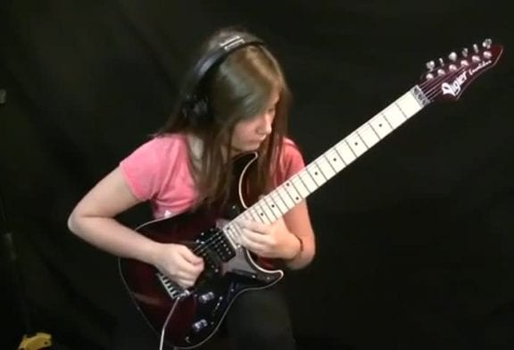 Fille de 14 ans joue un hommage à vivaldi