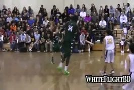 Mamadou Ndiaye est le plus grand joueur de basket au monde