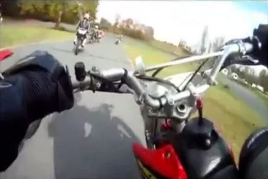 Incroyable accident de motocross