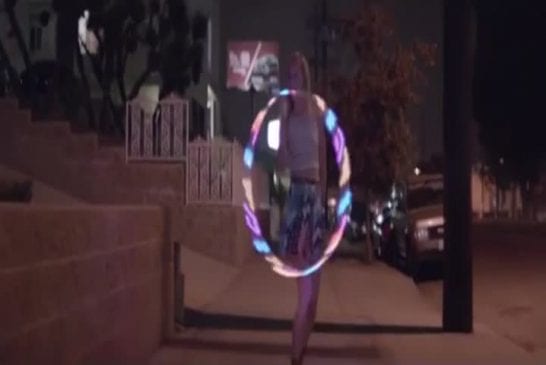 Nouvelle façon de faire du Hula Hoop