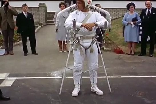 Jet Pack vs voiture