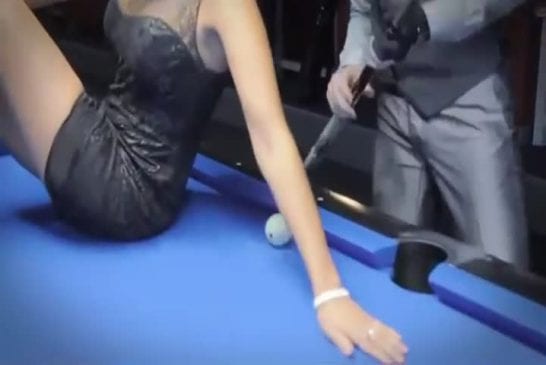 Incroyables coups sexy au billard