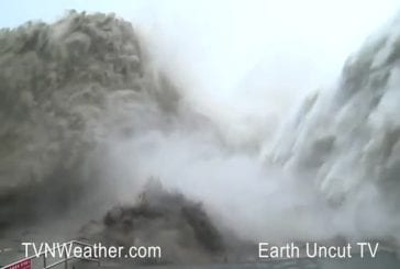 Incroyable vidéo des inondations du barrage de Shimen