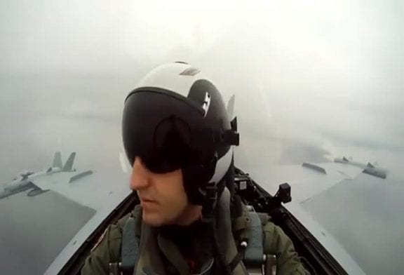 Caméra GoPro dans un F-18