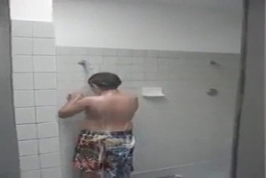 La farce classique du shampooing