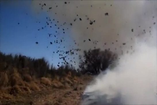 Une tornade propage un feu d’herbe dans le Colorado