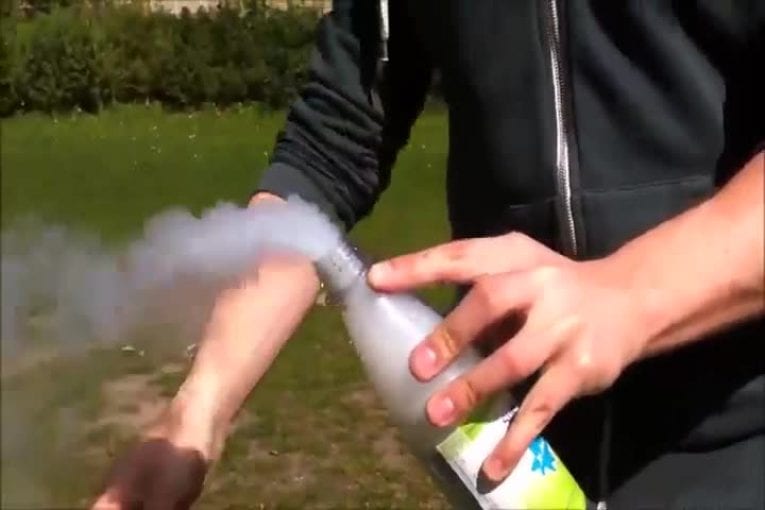 Fusée d’azote liquide