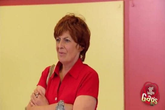 Ouvrez moi la porte