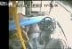 Chauffeur de bus chinois esquive pôle fracassé des pare-brise